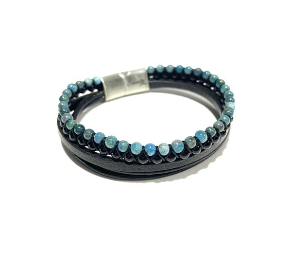 BLUE APATITE, ONYX AND BLACK LEATHER BRACELET