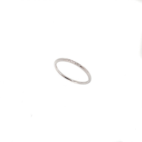 STERLING SILVER FINE BAND RING WITH CZS