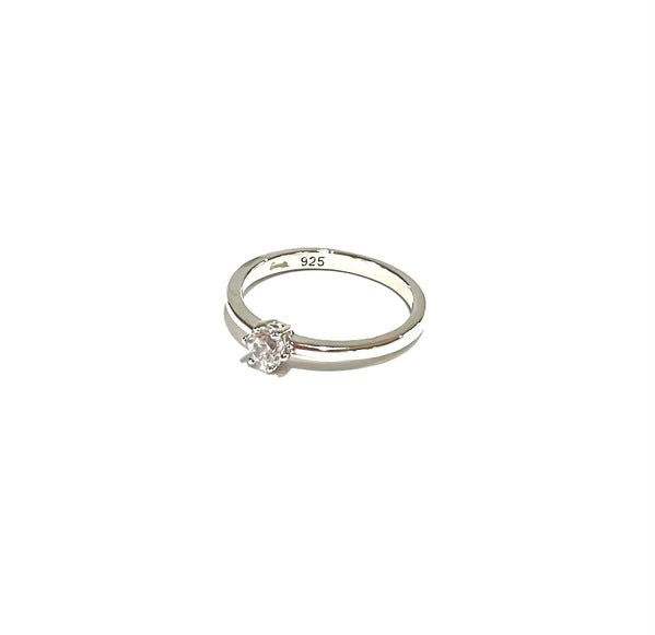 STERLING SILVER SMALL CZ SOLITAIRE RING