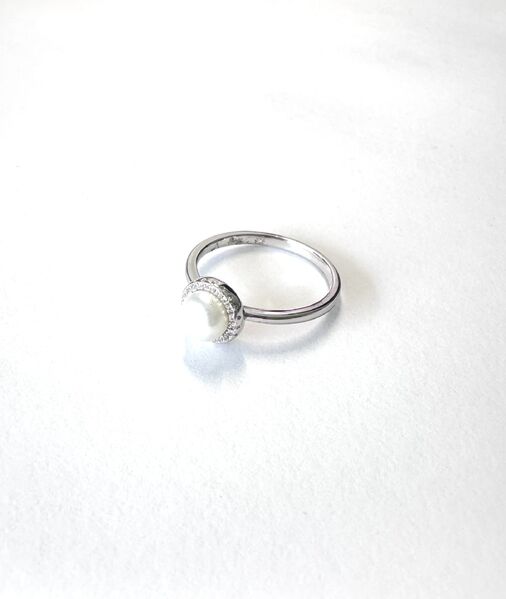 STERLING SILVER FRESHWATER PEARL RING WITH CZ HALO